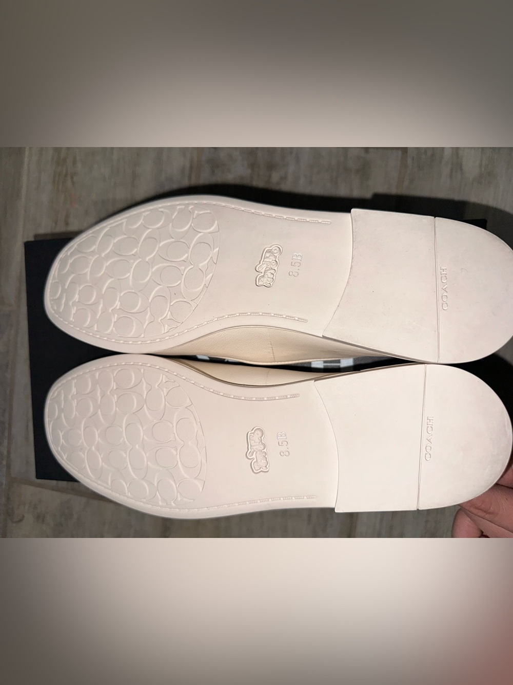 Coach Women's Ivory Leather Emilia Mary Jane Flats 🥿 - Picture 7 of 10